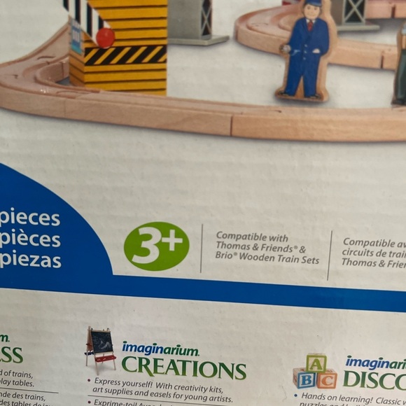 Imaginarium EXPRESSION Wooden City Train Set,Compatible w/Thomas, Friends & Brio - Picture 5 of 7